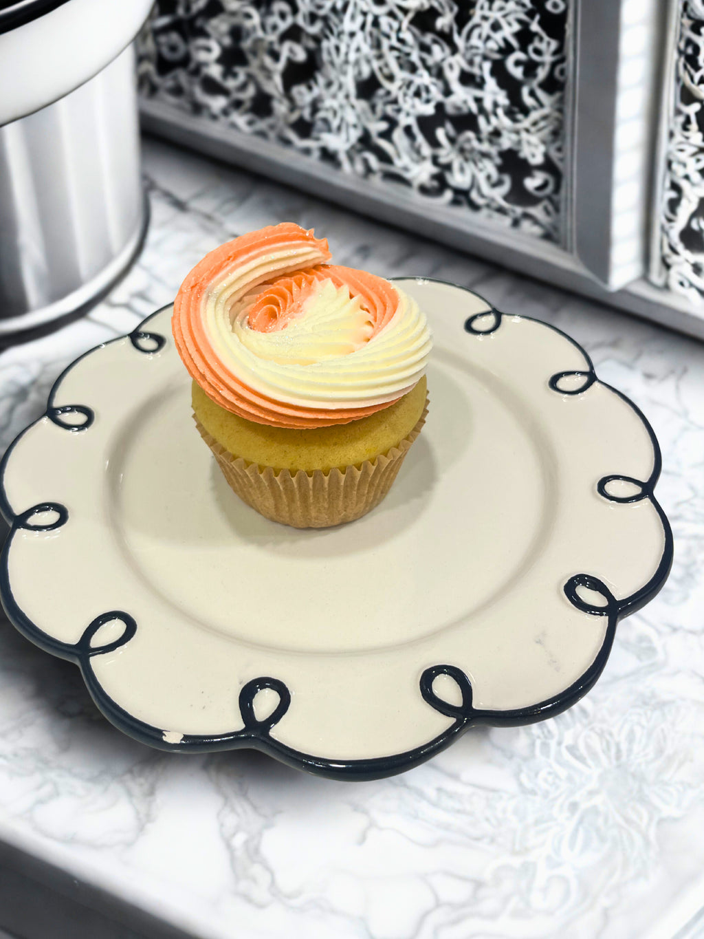 Orange Creamsicle Cupcake